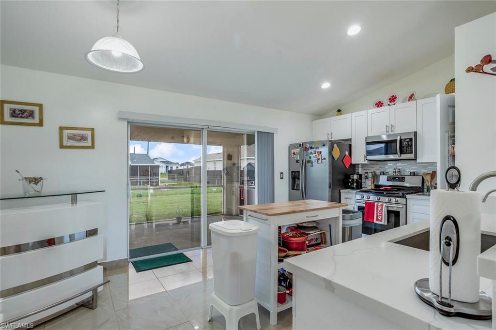 CAPE CORAL - Residential Lease