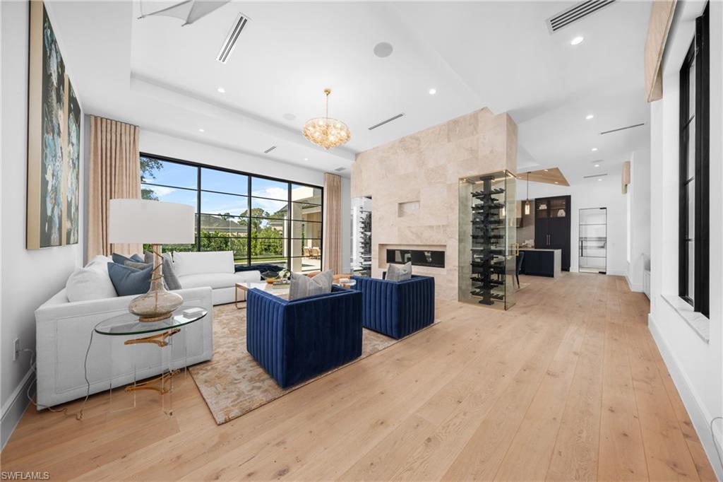 721 Spring Line DR