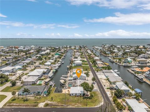 2390 Oleander ST ST. JAMES CITY FL 33956