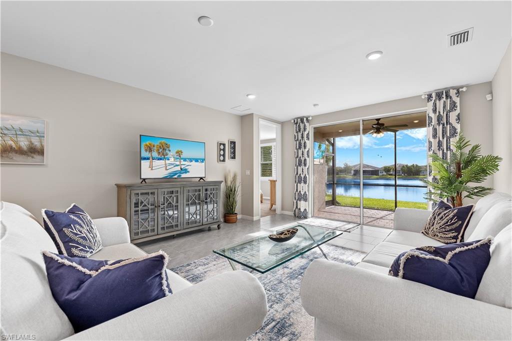 CORAL HARBOR - Residential Lease