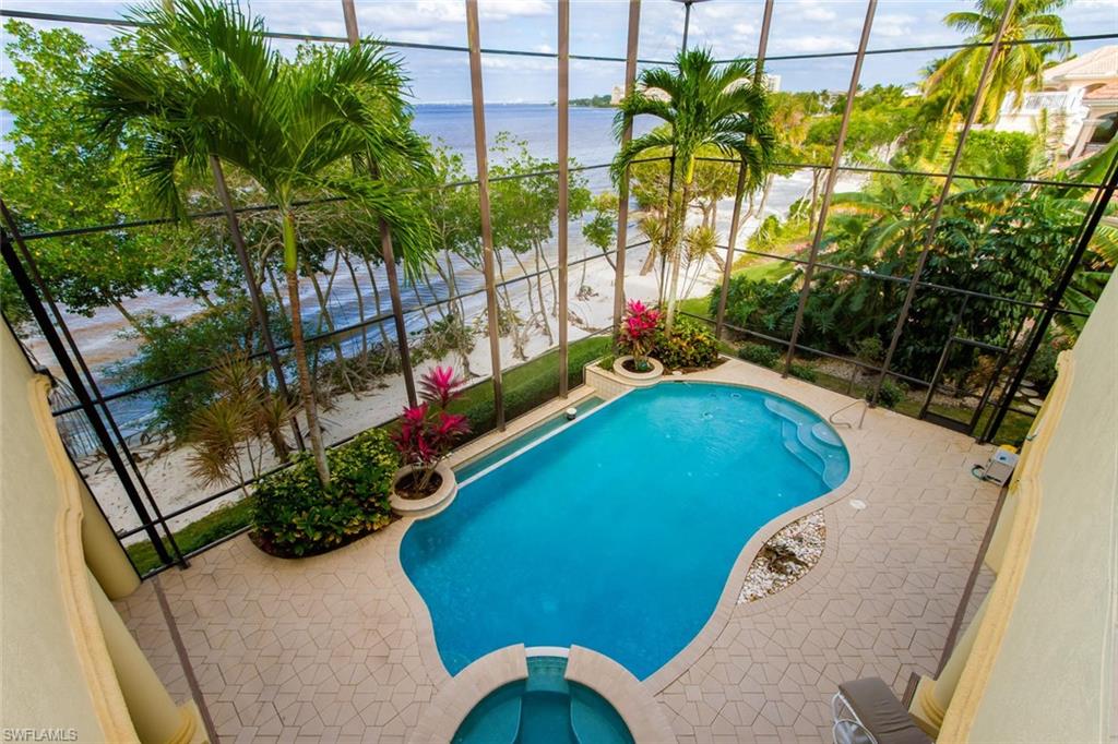 EDGEWATER - Residential