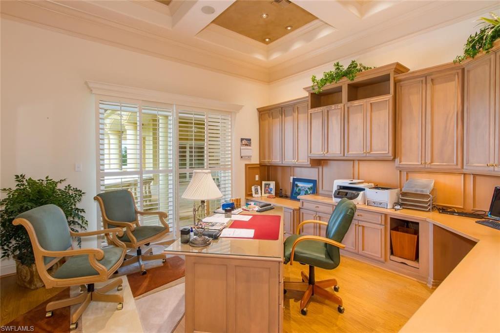 EDGEWATER - Residential