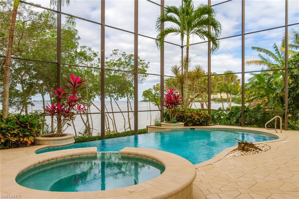 EDGEWATER - Residential