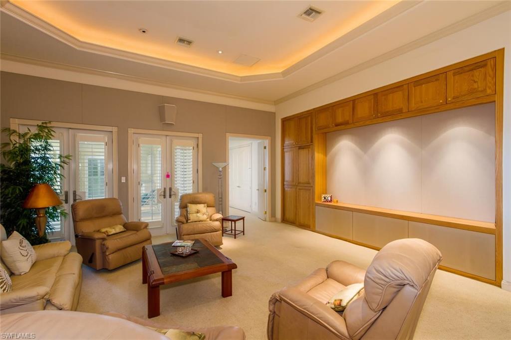 EDGEWATER - Residential