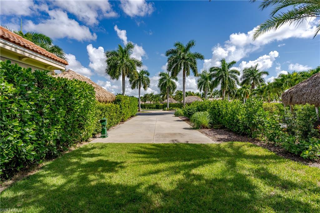 NAPLES MOTORCOACH RESORT - Land