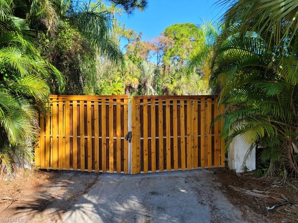 SAN CARLOS PARK - Land