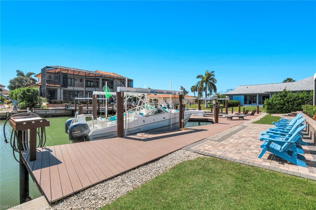 MARCO BEACH - Residential