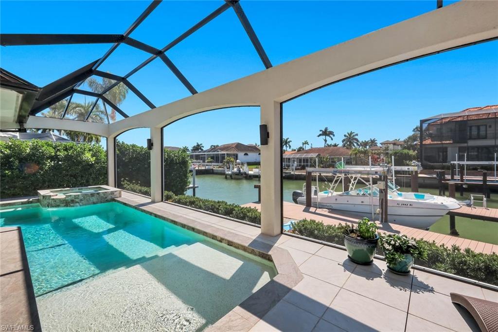 MARCO BEACH - Residential