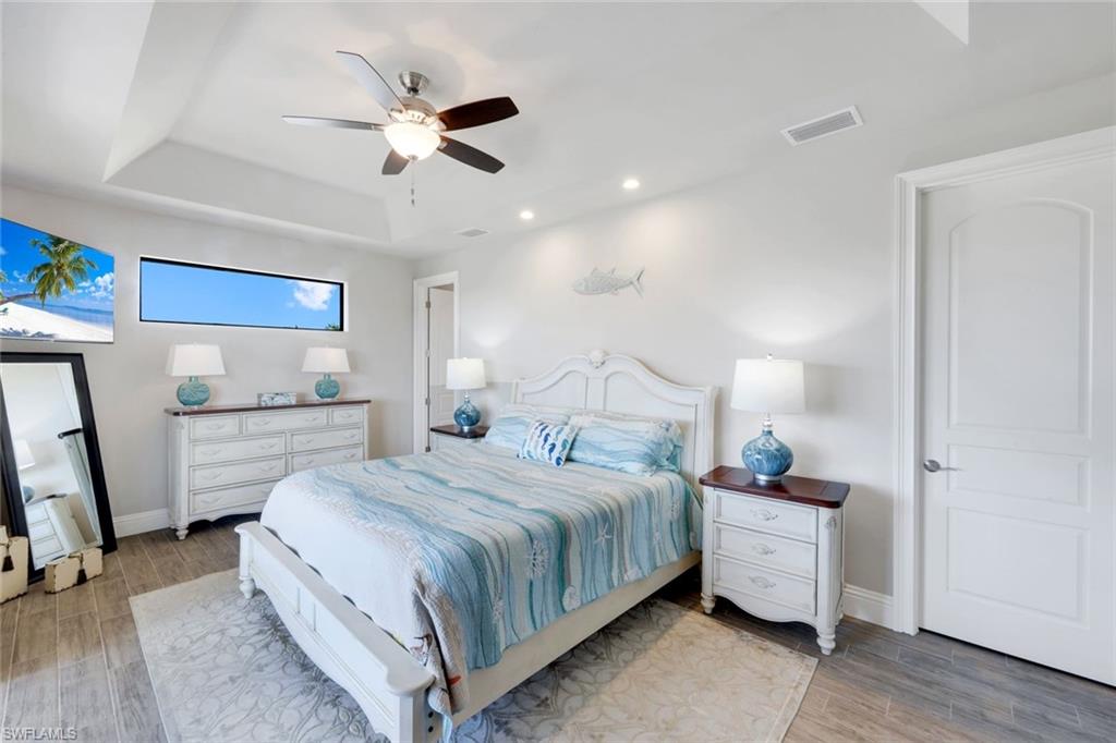 MARCO BEACH - Residential