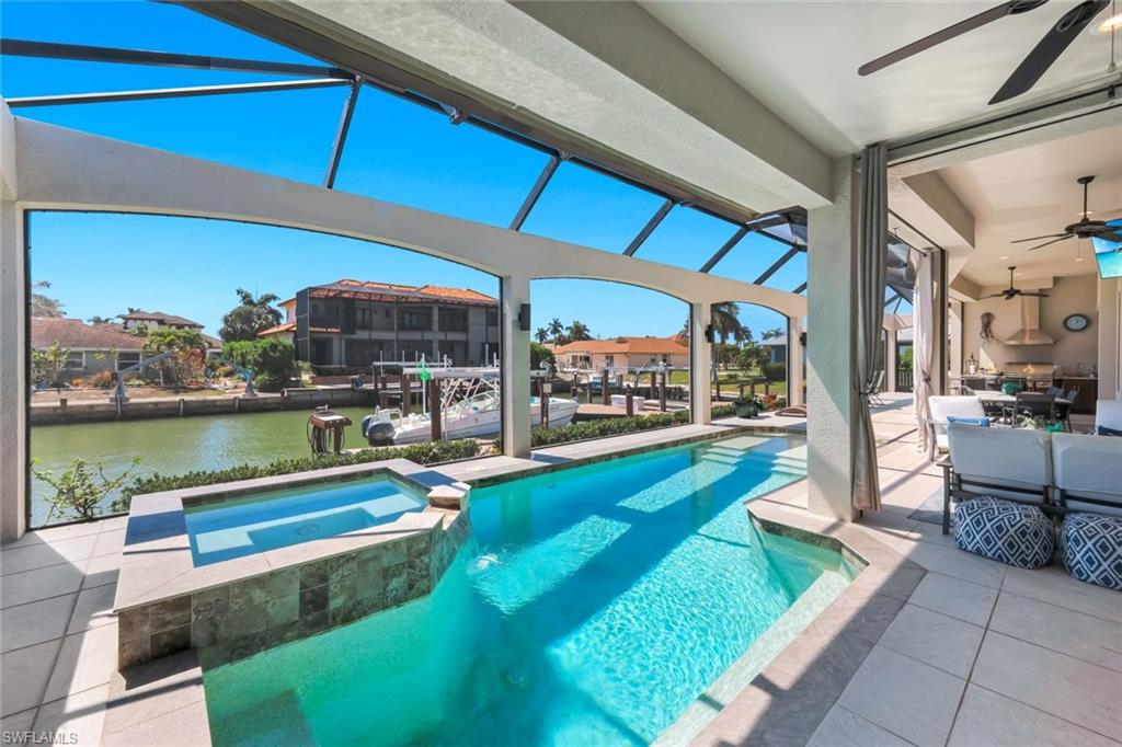 MARCO BEACH - Residential