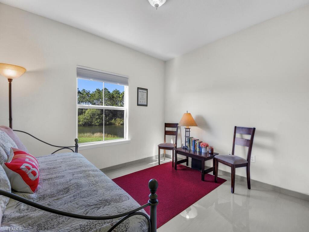 ROYAL GREENS - Residential