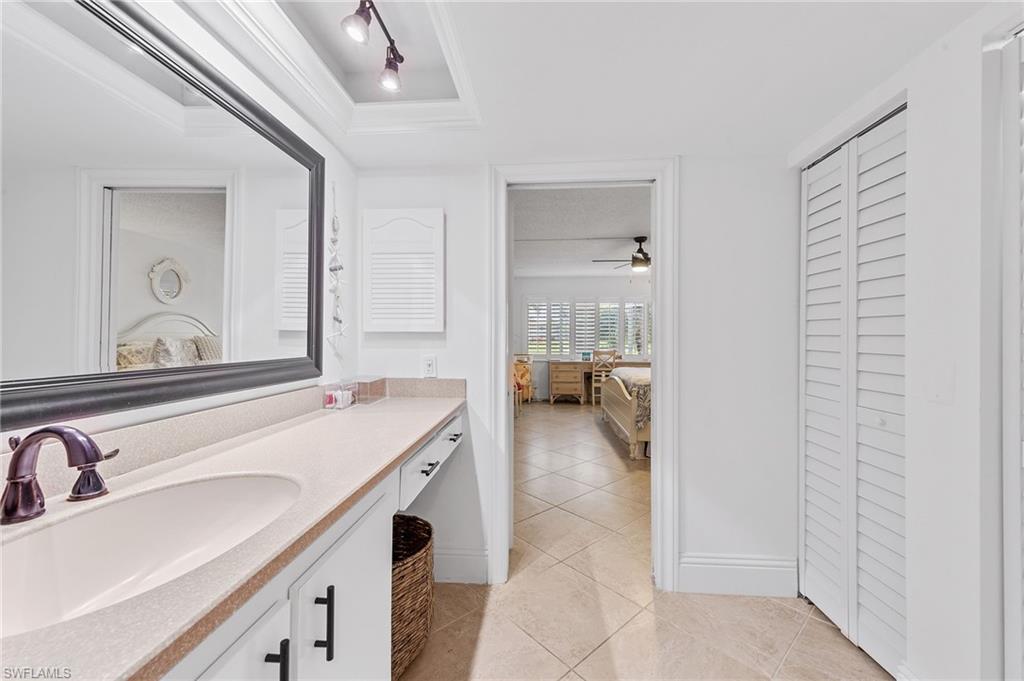 GLADES COUNTRY CLUB - Residential