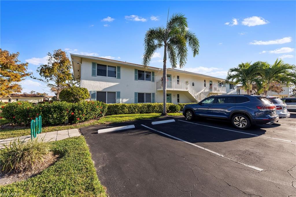 GLADES COUNTRY CLUB - Residential