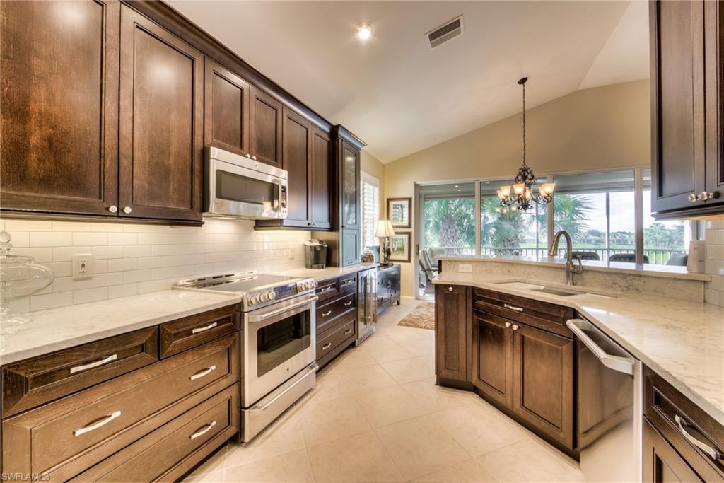 PALMETTO RIDGE AT SHADOW WOOD - Residential