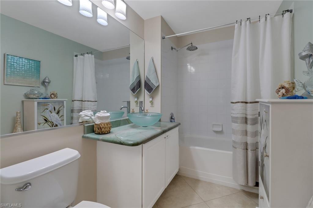 SABAL POINTE - Residential