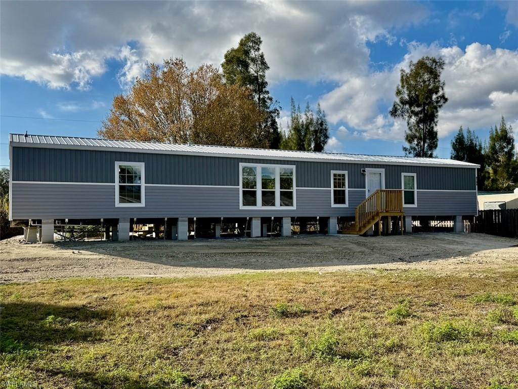 SUNCOAST ESTATE - Residential