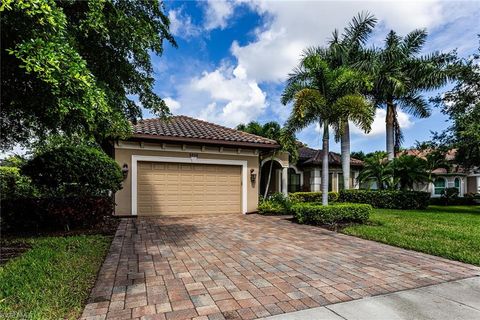 A home in NAPLES