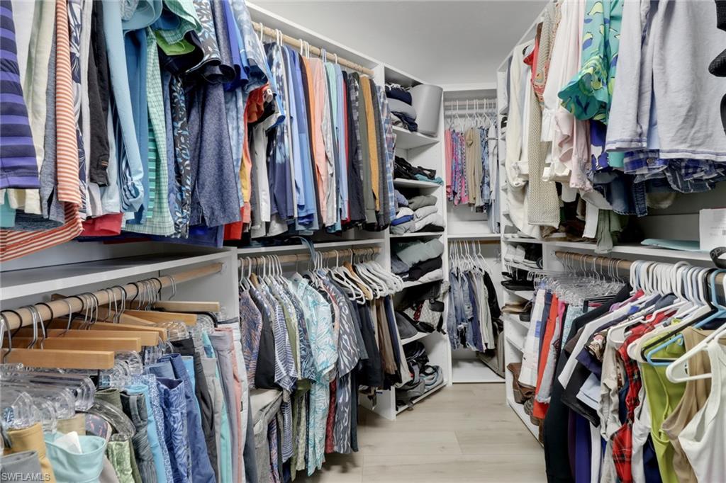 OLDE HICKORY GOLF & COUNTRY CLUB - Residential