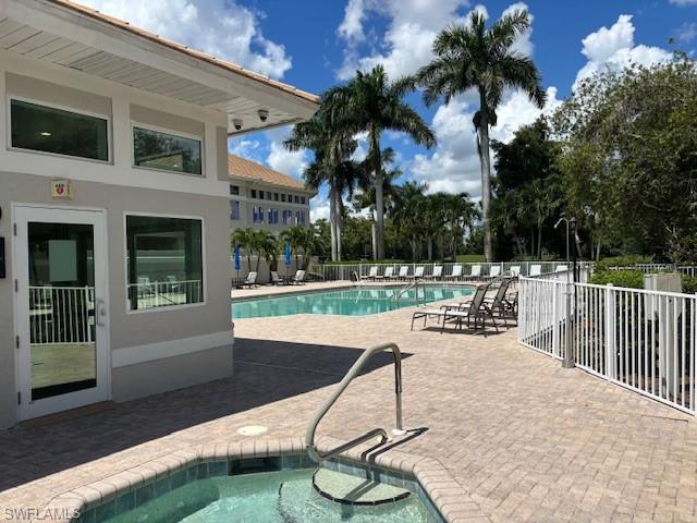 OLDE HICKORY GOLF & COUNTRY CLUB - Residential