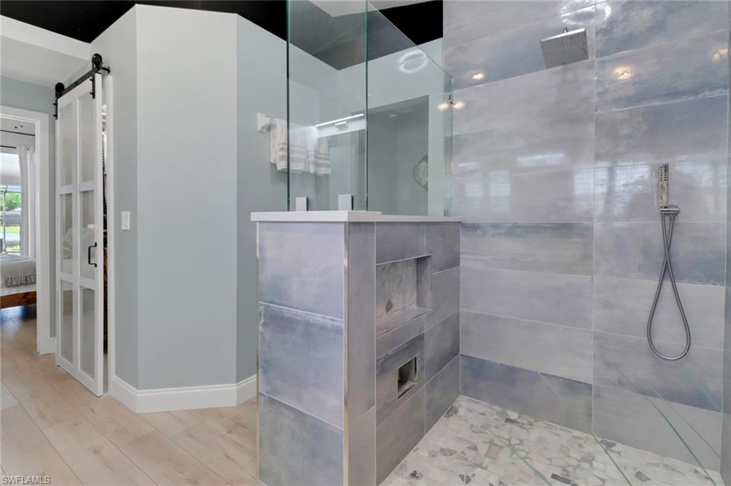 OLDE HICKORY GOLF & COUNTRY CLUB - Residential