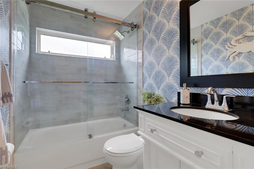 OLDE HICKORY GOLF & COUNTRY CLUB - Residential