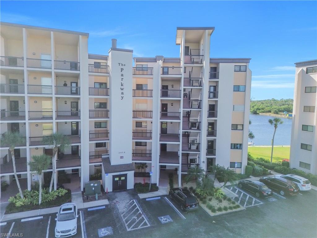 PARKWAY CONDO - Residential