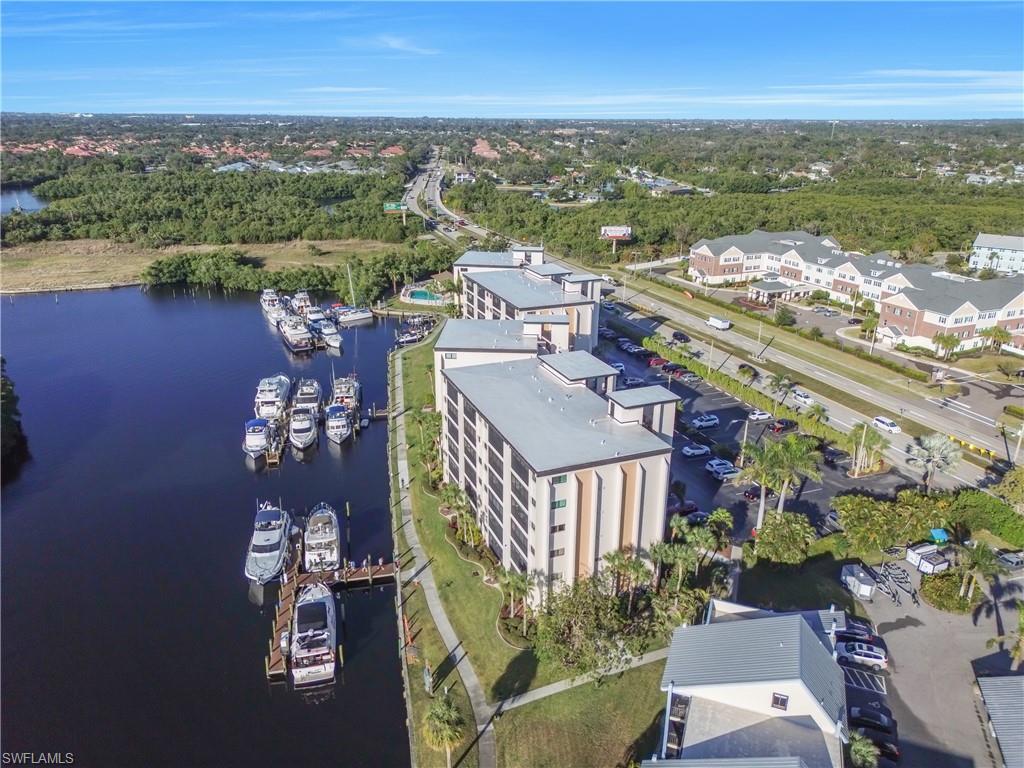 PARKWAY CONDO - Residential