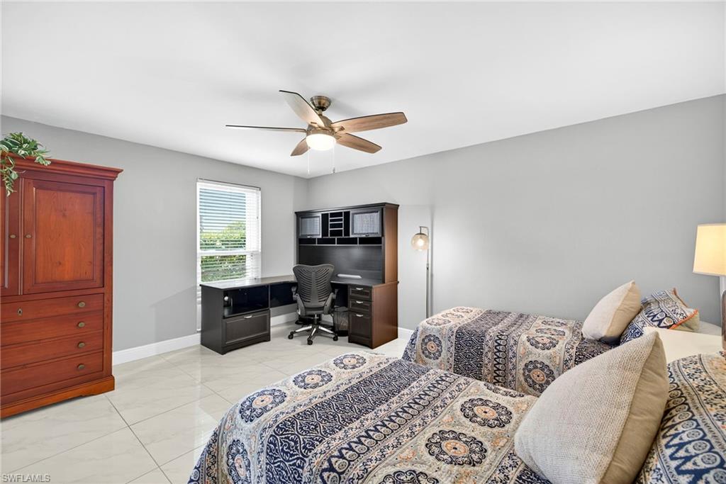 LAKEWOOD VILLAS - Residential Lease