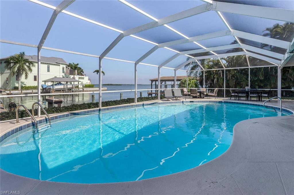 FAIRVIEW ISLES - Residential