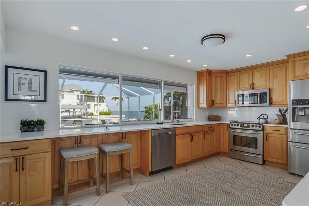 FAIRVIEW ISLES - Residential