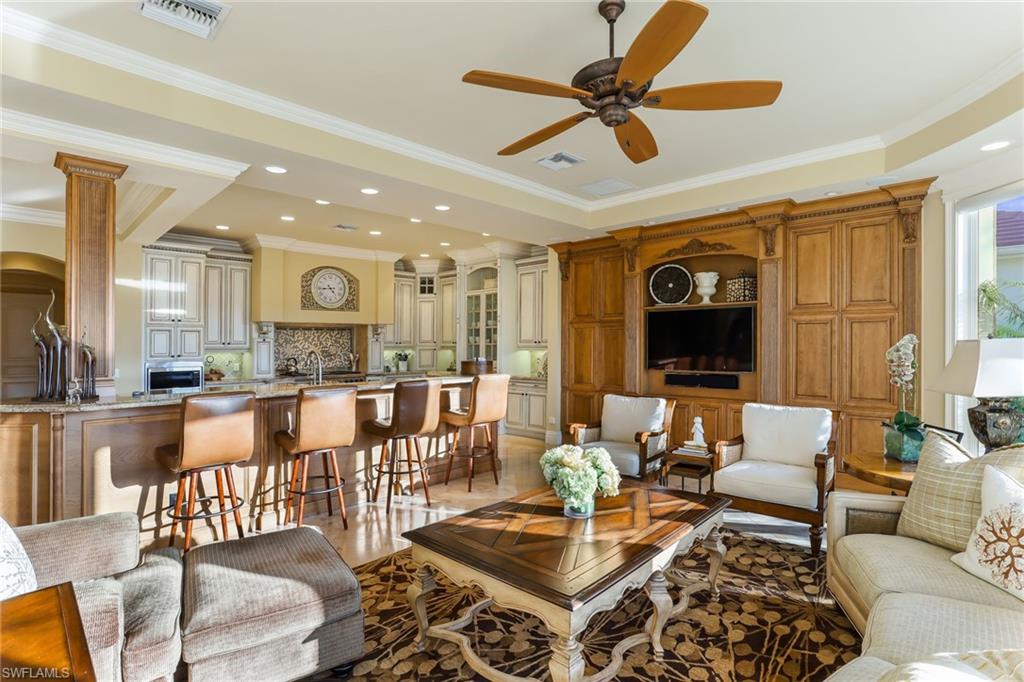 AQUALANE SHORES - Residential