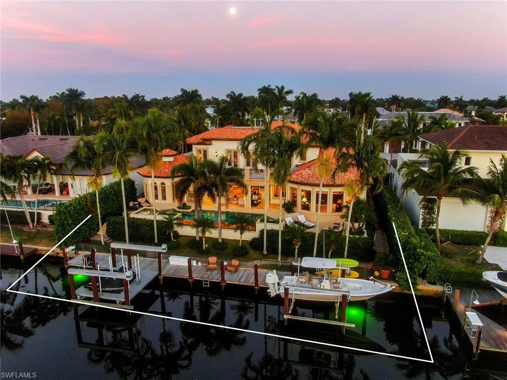 AQUALANE SHORES - Residential