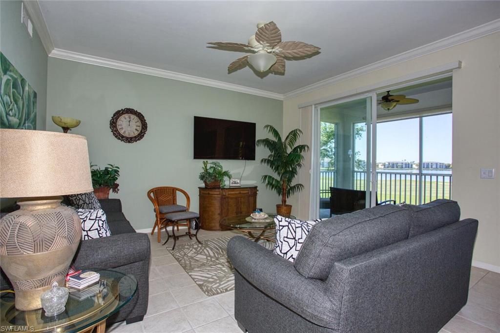 LAKESIDE GREEN - Residential