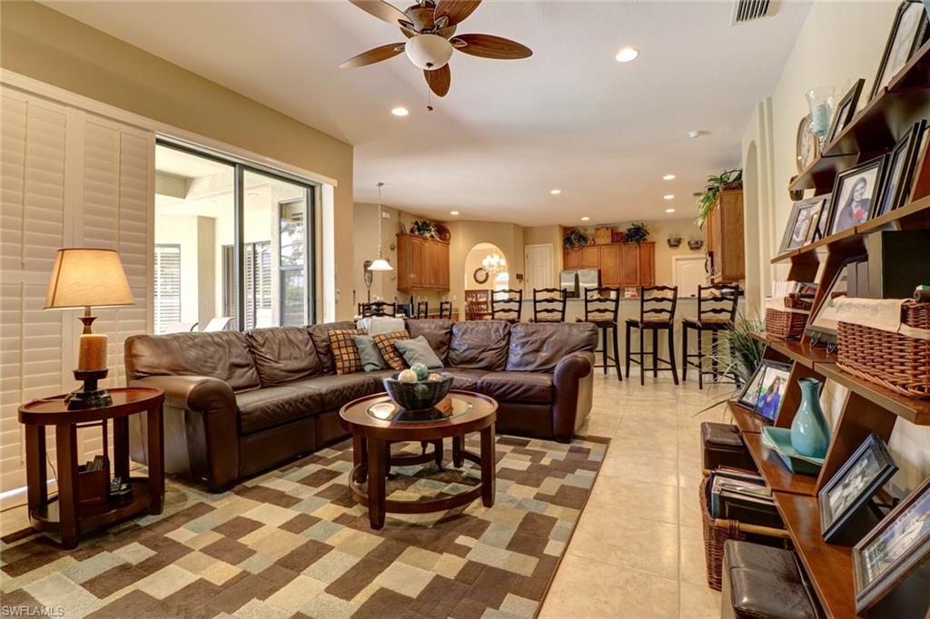 TROPICAL COVE - Residential