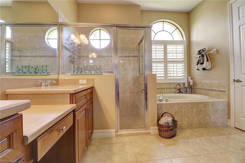 TROPICAL COVE - Residential