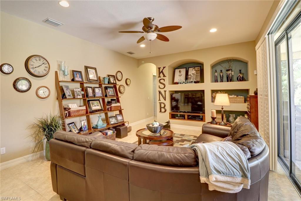 TROPICAL COVE - Residential