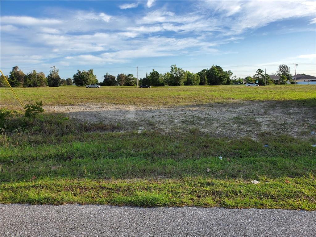 CAPE CORAL - Commercial Sale