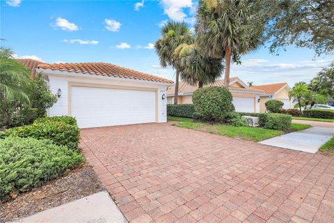 3077 Futuna LN NAPLES FL 34119