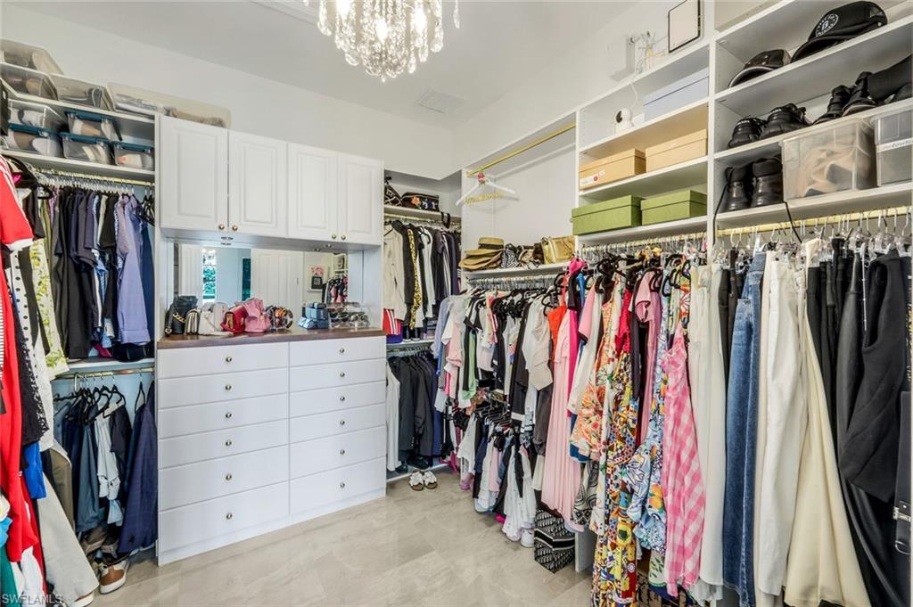 WOODMONT - Residential