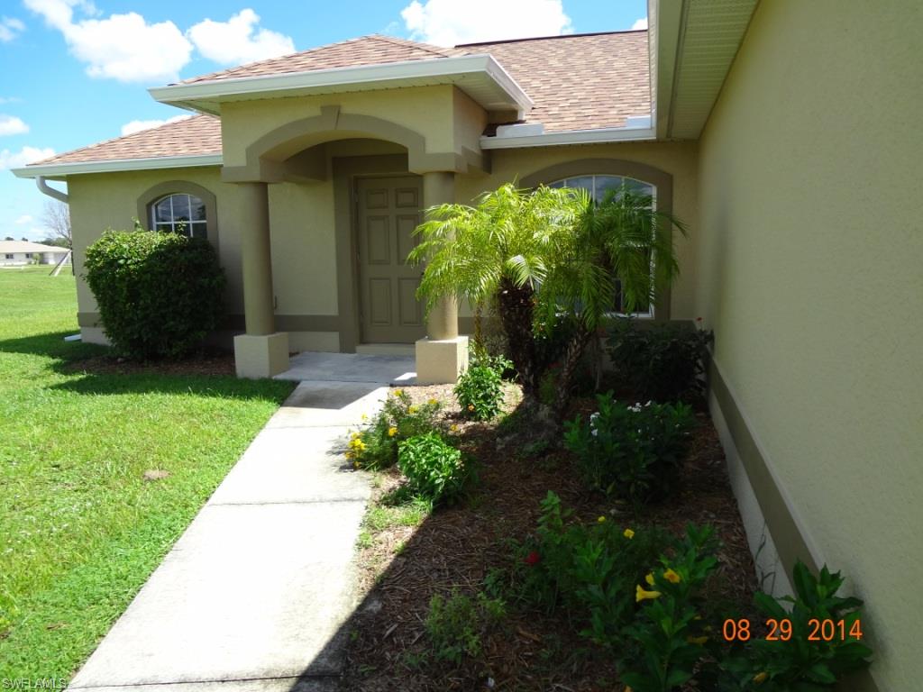 LEHIGH ACRES - Residential