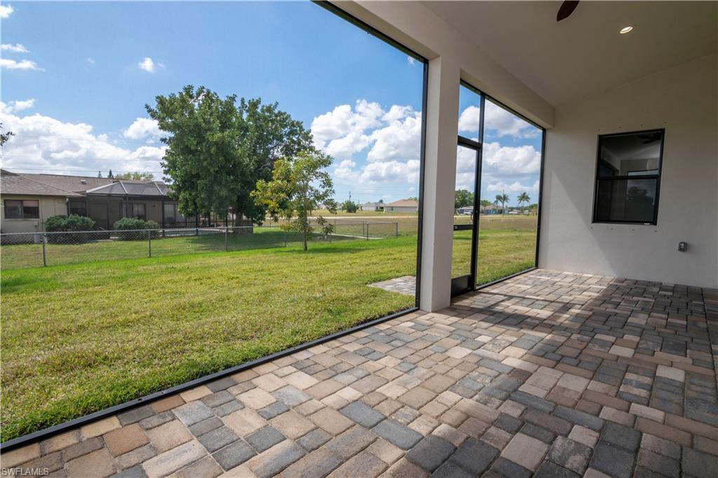 CAPE CORAL - Residential