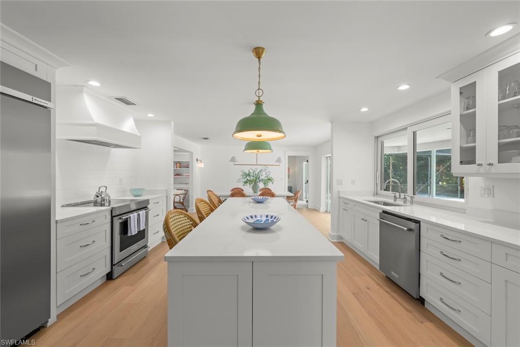 SANIBEL ESTATES - Residential