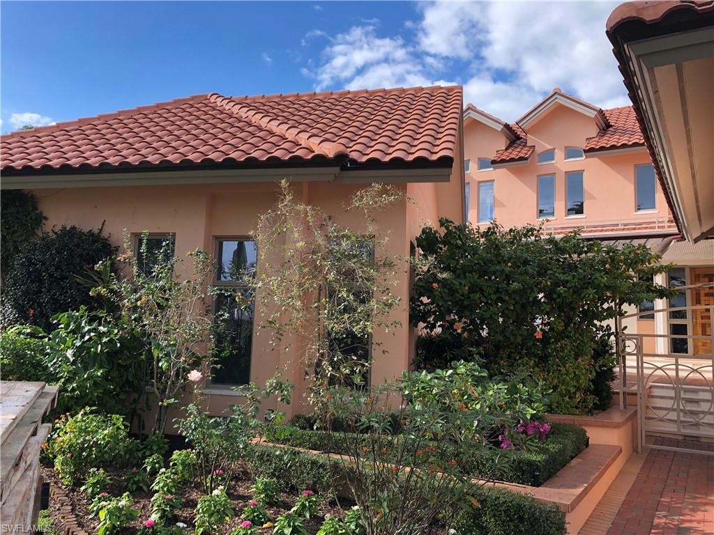 PARK SHORE - Residential