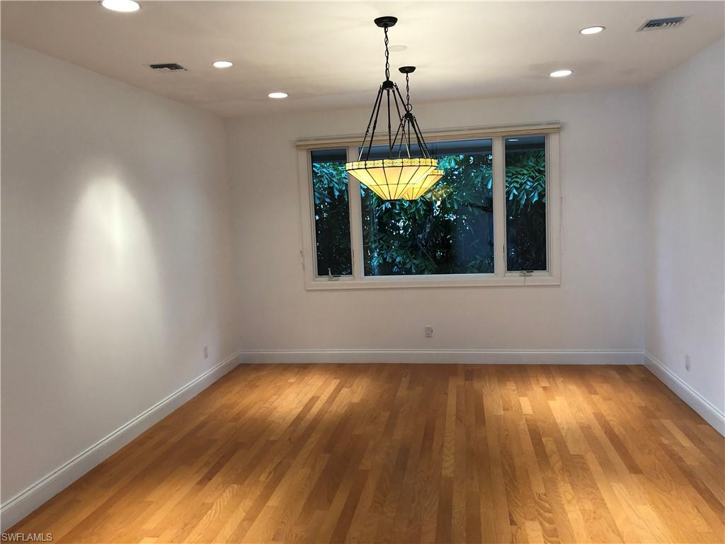 PARK SHORE - Residential