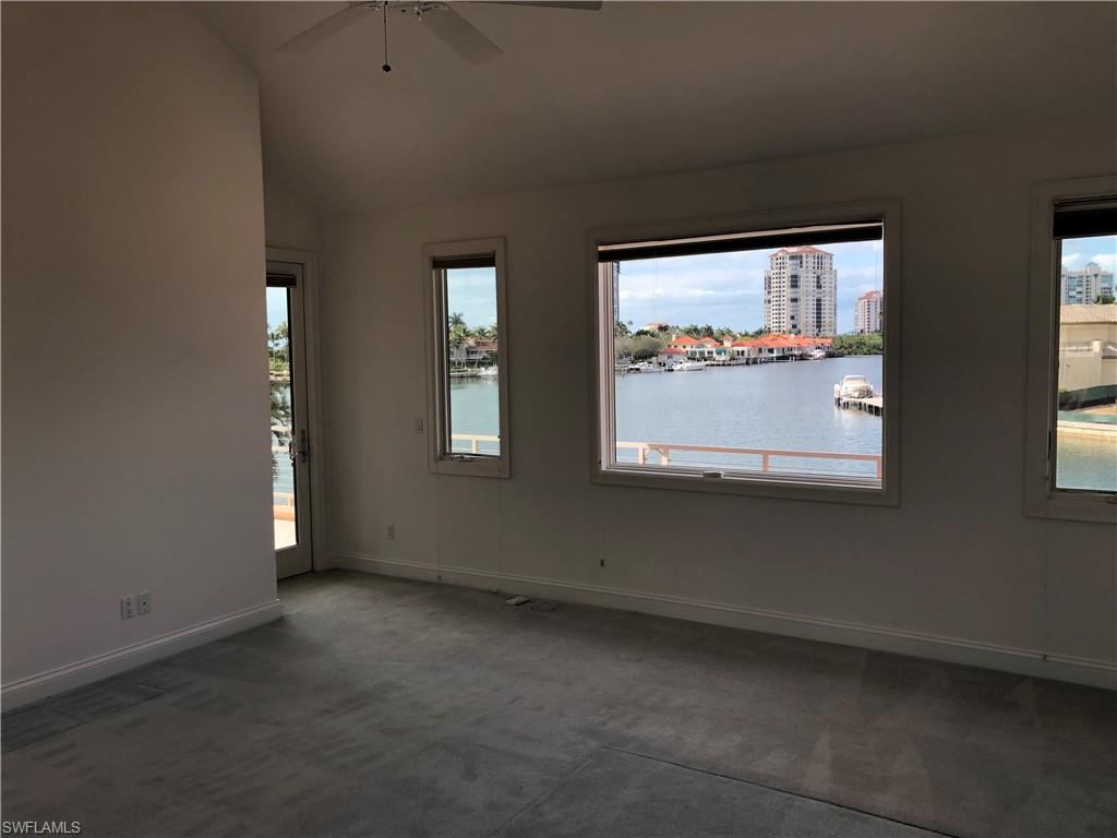 PARK SHORE - Residential