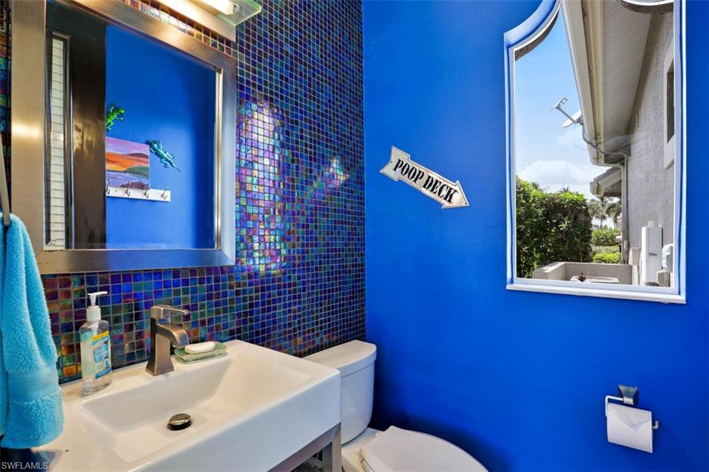 MARBLEHEAD MANOR - Residential