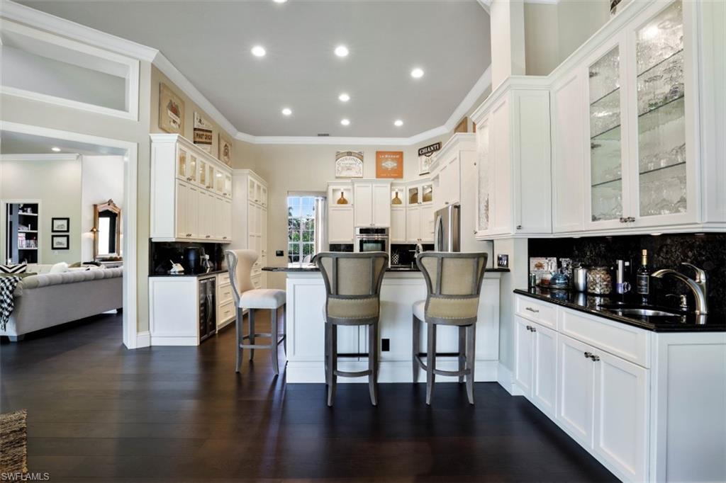 MARBLEHEAD MANOR - Residential