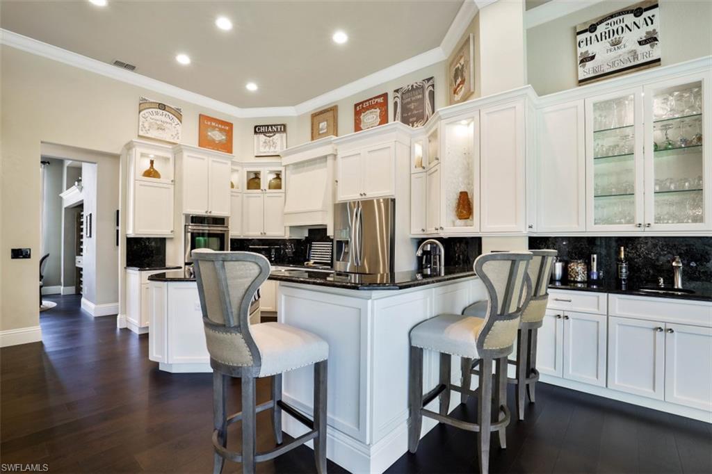 MARBLEHEAD MANOR - Residential