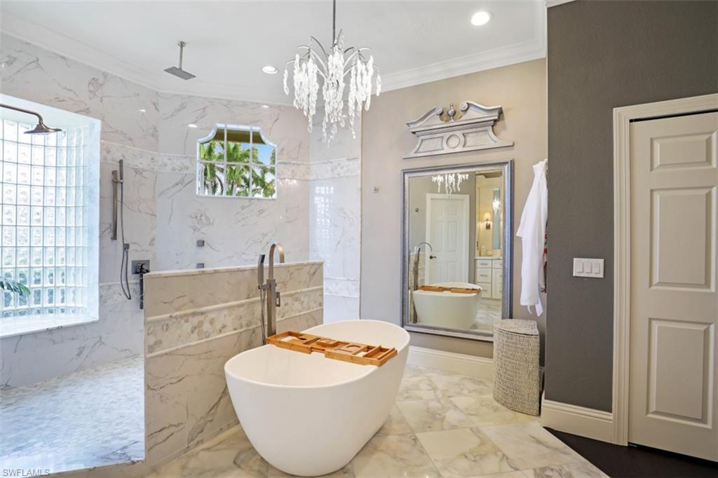 MARBLEHEAD MANOR - Residential