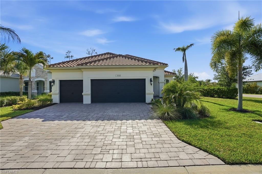 Photo of 8368 Preserve Point DR, FORT MYERS, FL 33912 (MLS # 226017374)